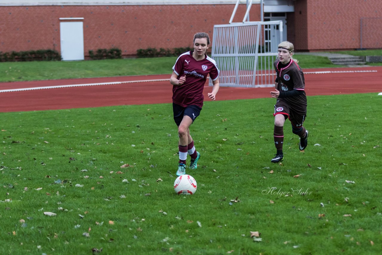 Bild 218 - C-Juniorinnen Halstenbek-Rellingen - St.Pauli : Ergebnis: 0:5